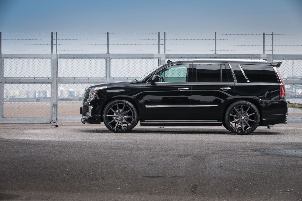 Cadillac Escalade r22