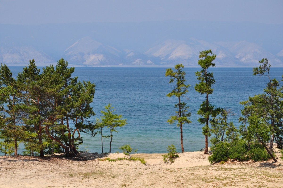 Сарайский залив на Байкале