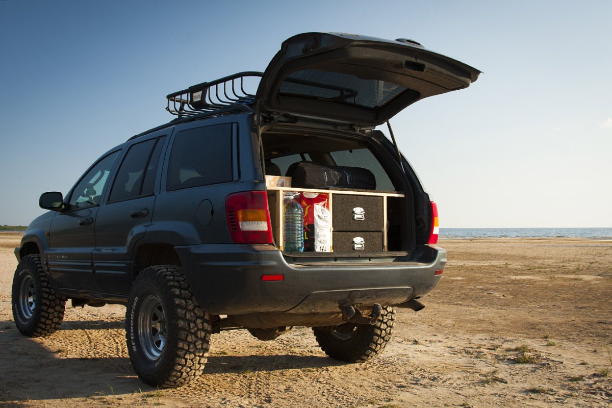 Jeep Grand Cherokee WJ экспедиционник