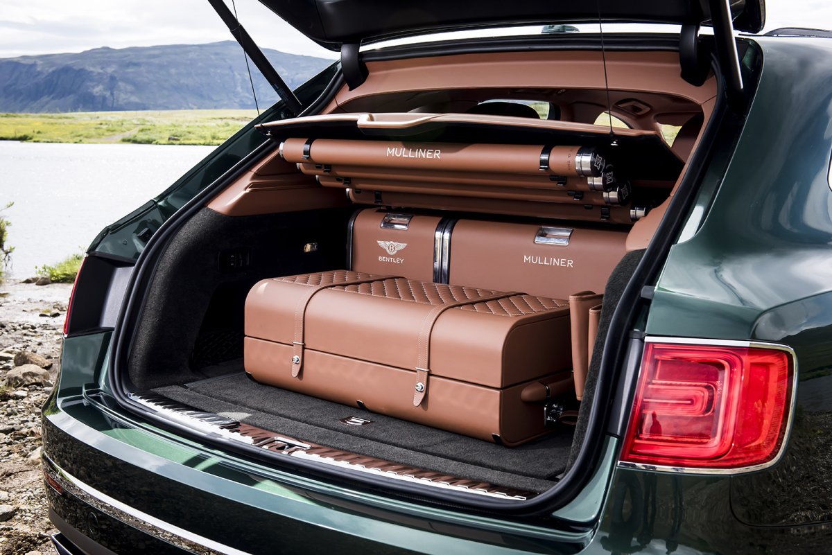 Bentley Bentayga багажник