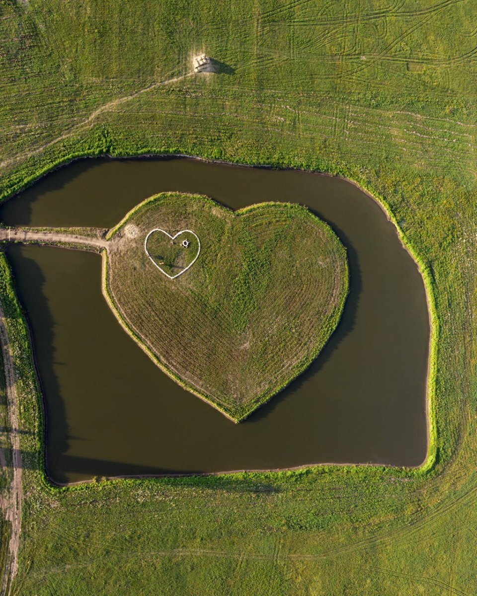 Остров в виде сердца в Рязанской области