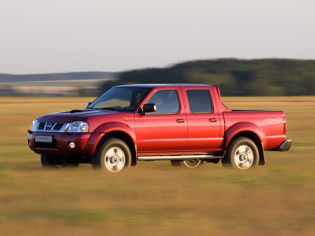 Nissan np300 d22