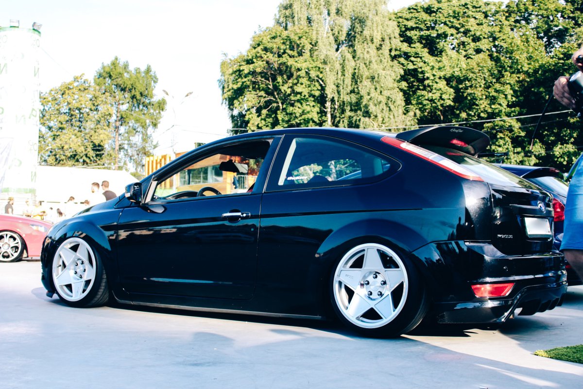Ford Focus 2 Coupe stance