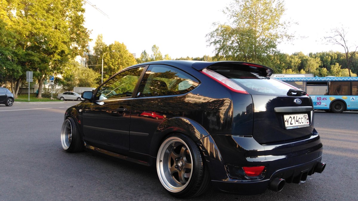 Ford Focus 2 купе stance