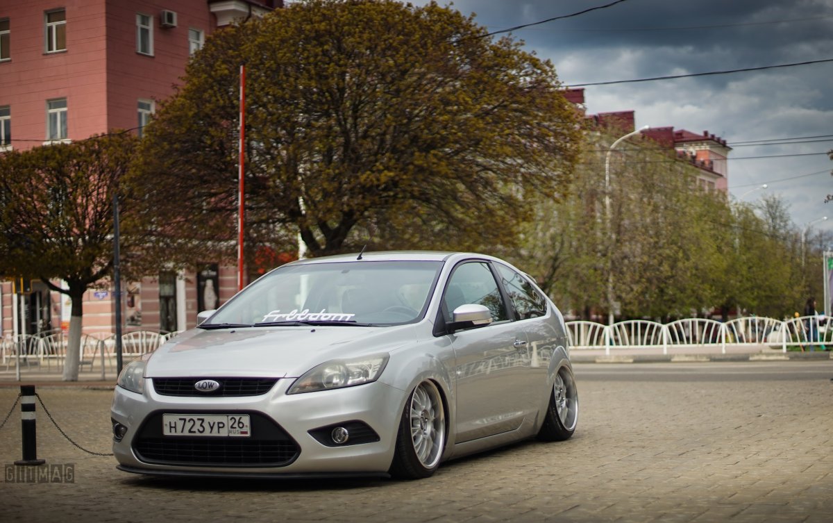 Ford Focus 2 stance