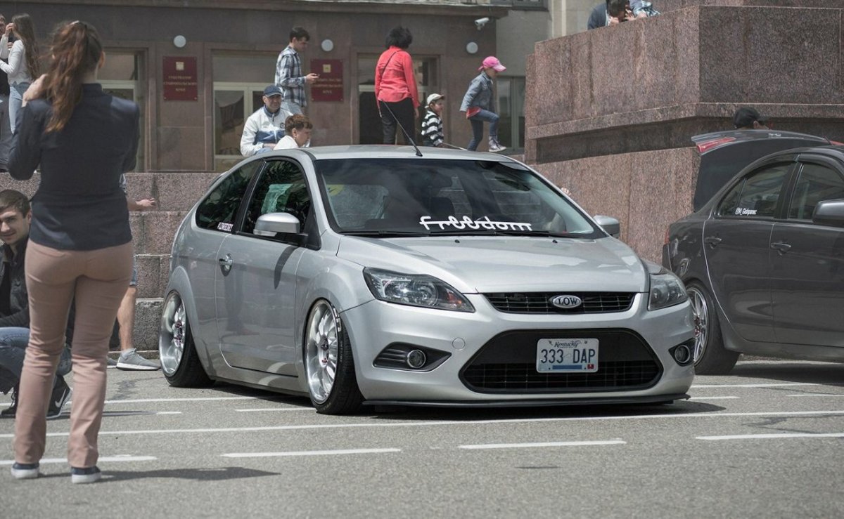 Ford Focus 2008 stance