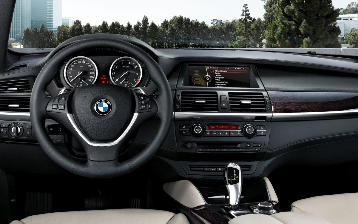 BMW x6 m50d салон