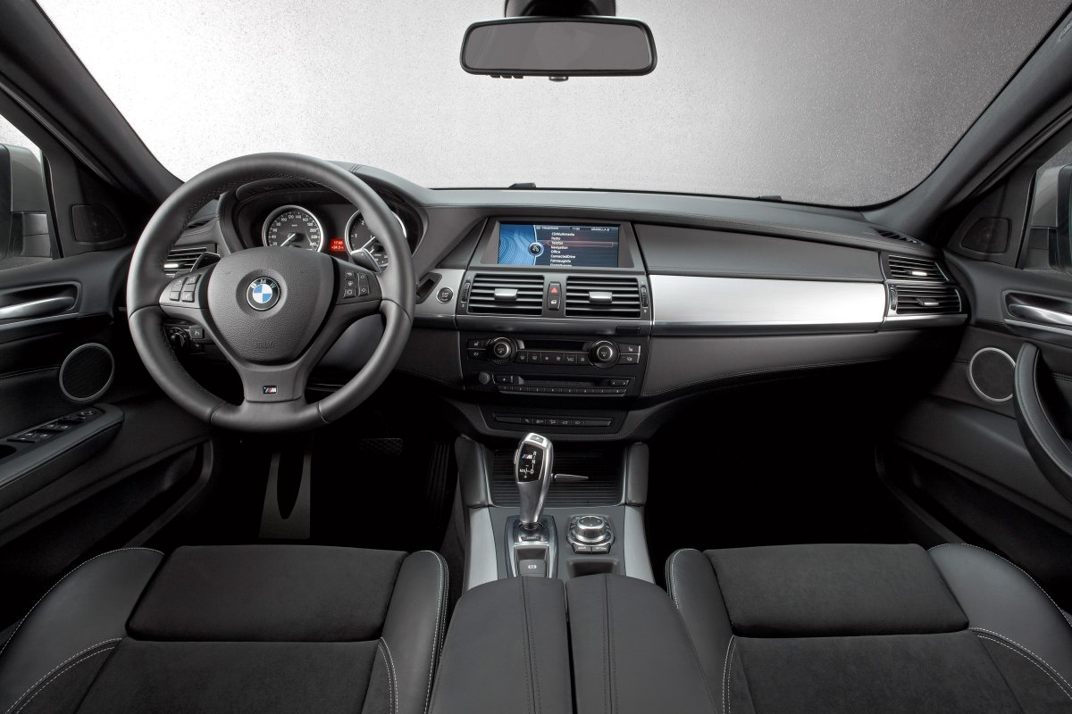 BMW x6 m50d салон