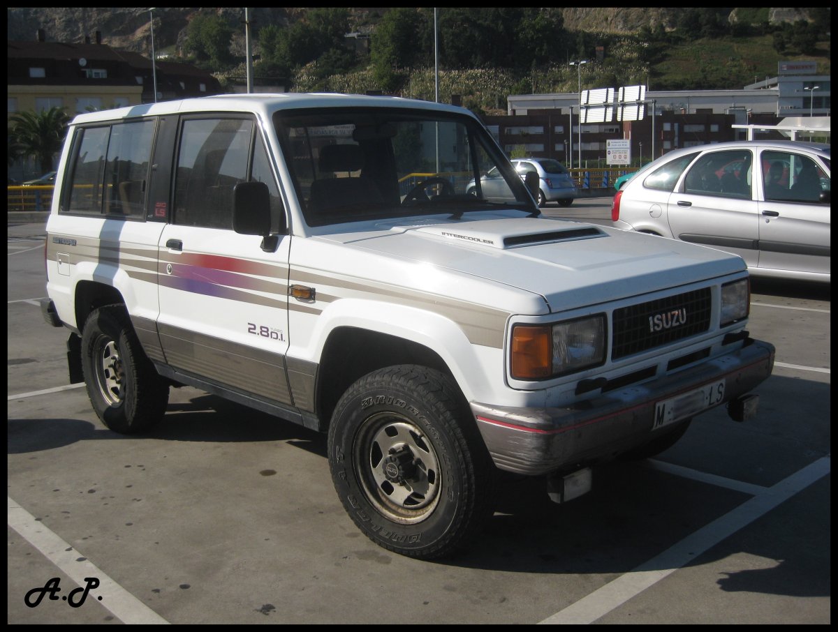 Isuzu Trooper 1 поколение