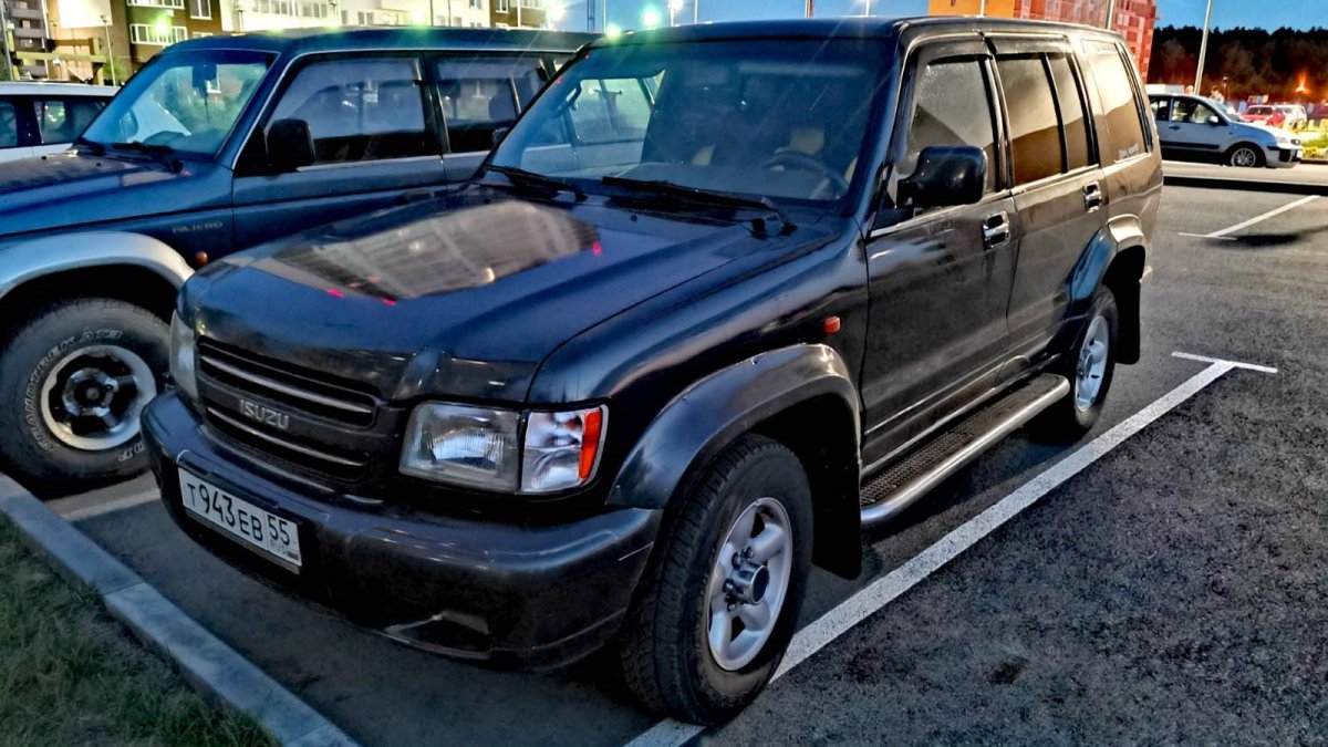 Isuzu Trooper 3.2
