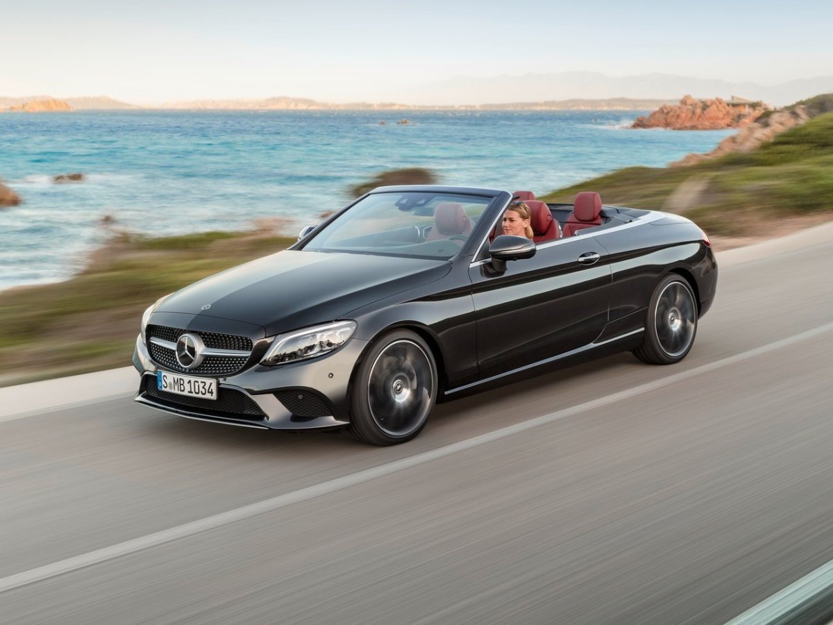 Mercedes Benz Cabriolet 2021