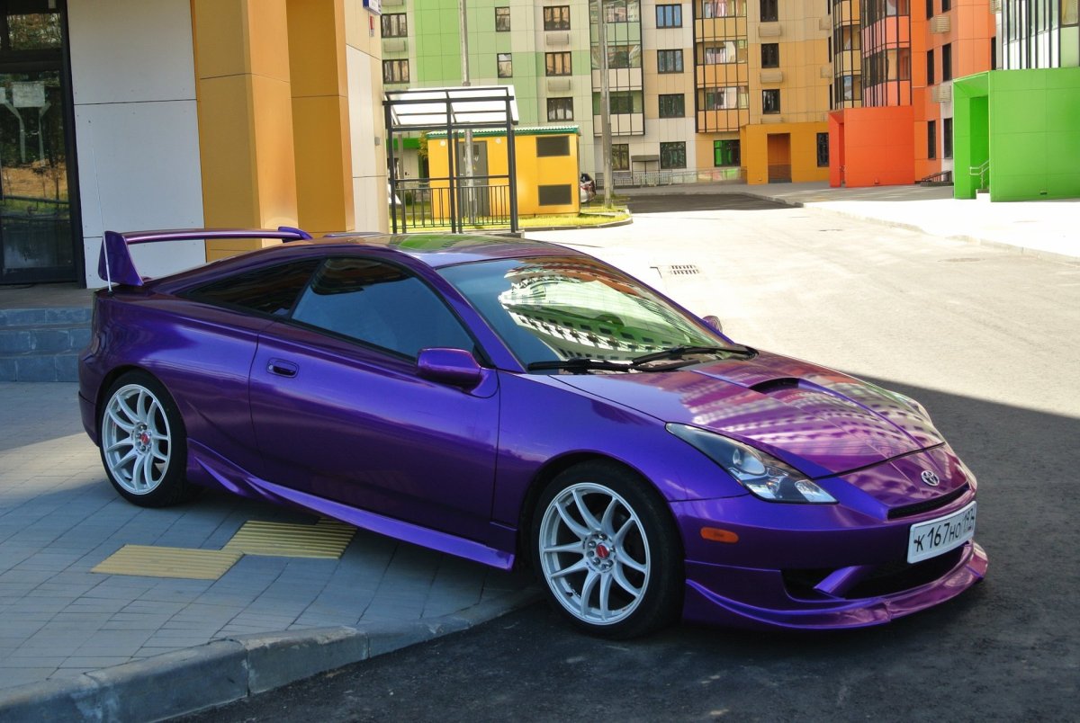 Toyota Celica 2000 фиолетовая