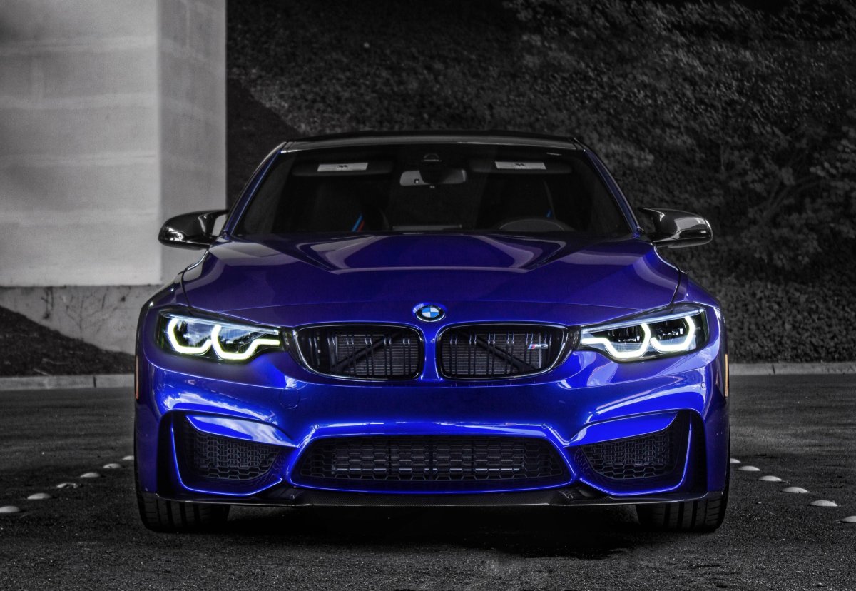 BMW m5 f90 San Marino Blue
