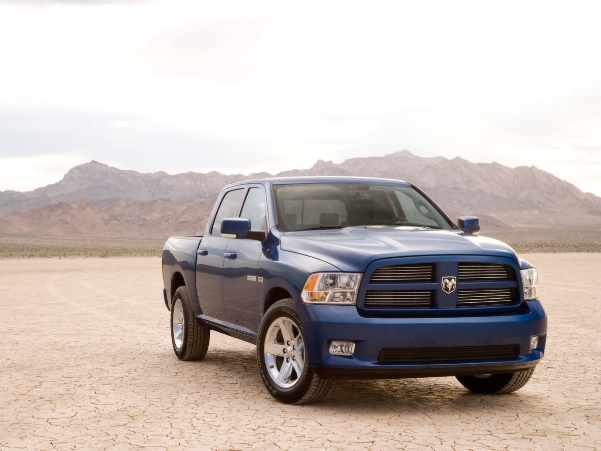 Dodge Ram 8500