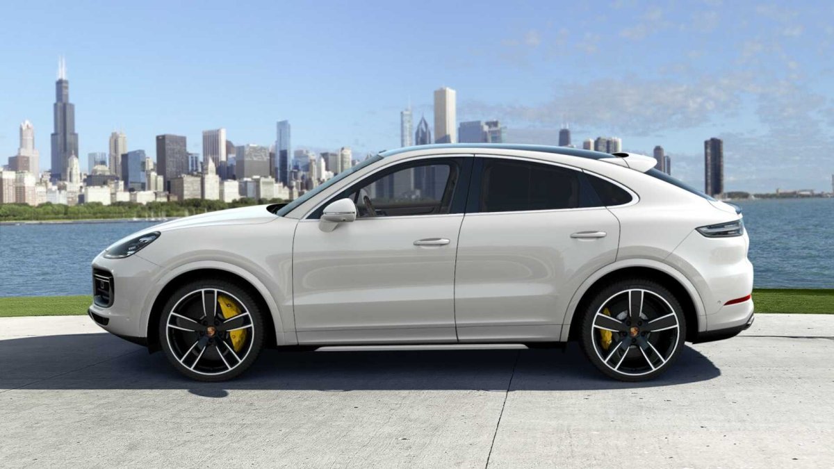 Белый Porsche Cayenne 2020