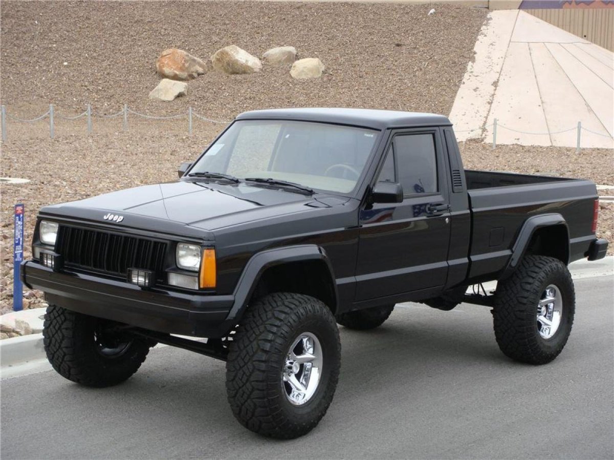 Jeep Cherokee Comanche