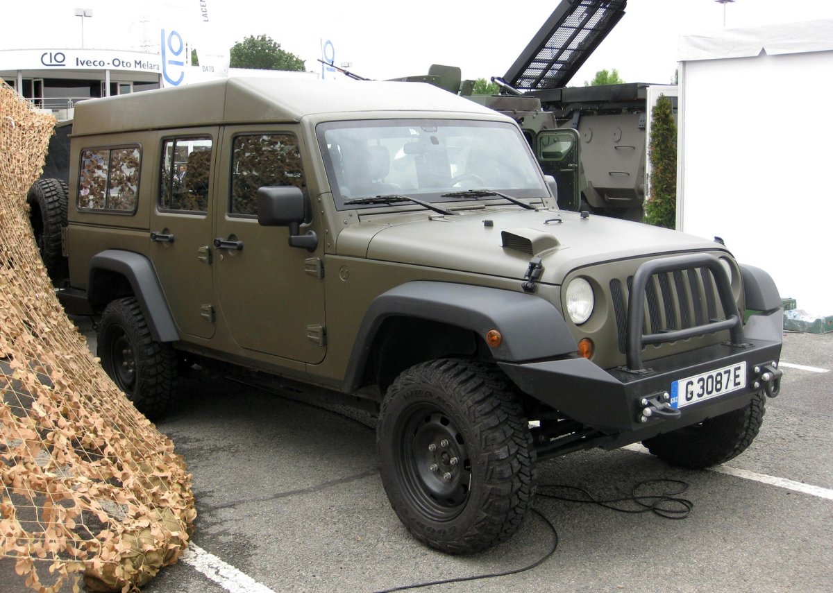 Jeep j8 Military