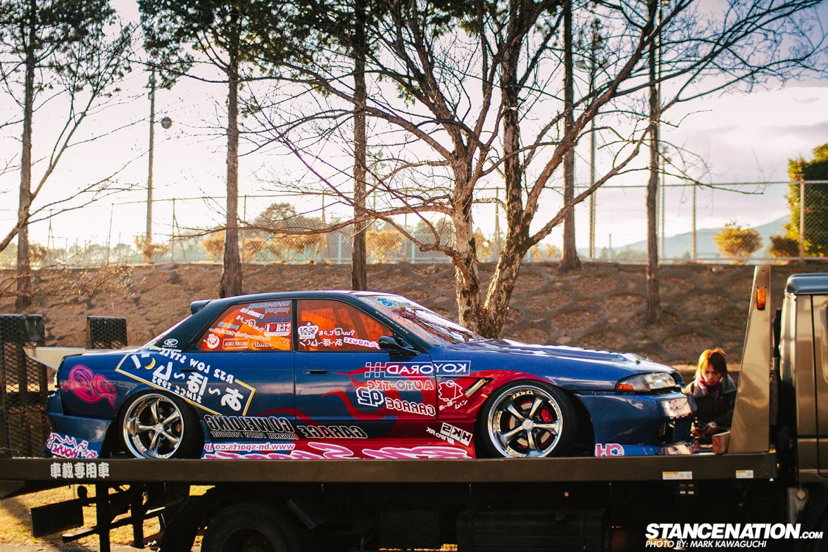 Nissan Skyline r32 abomoon