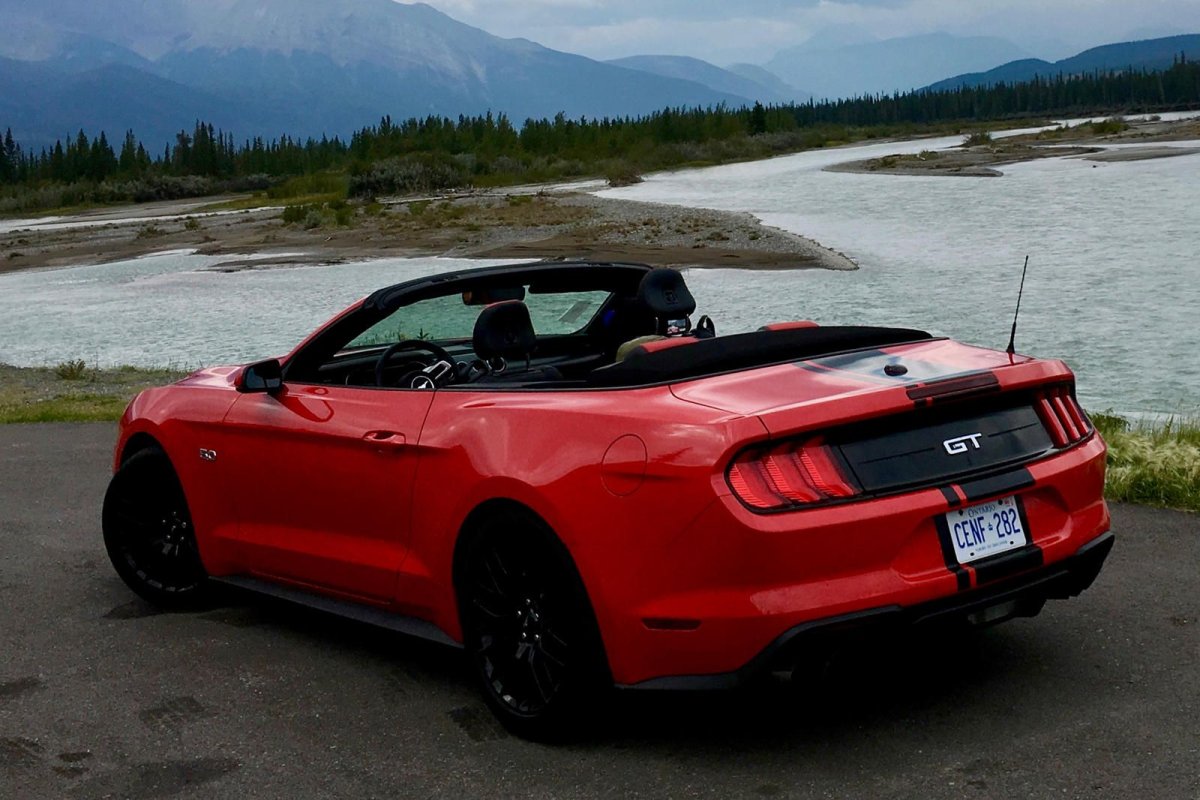 Ford Mustang Convertible 2020