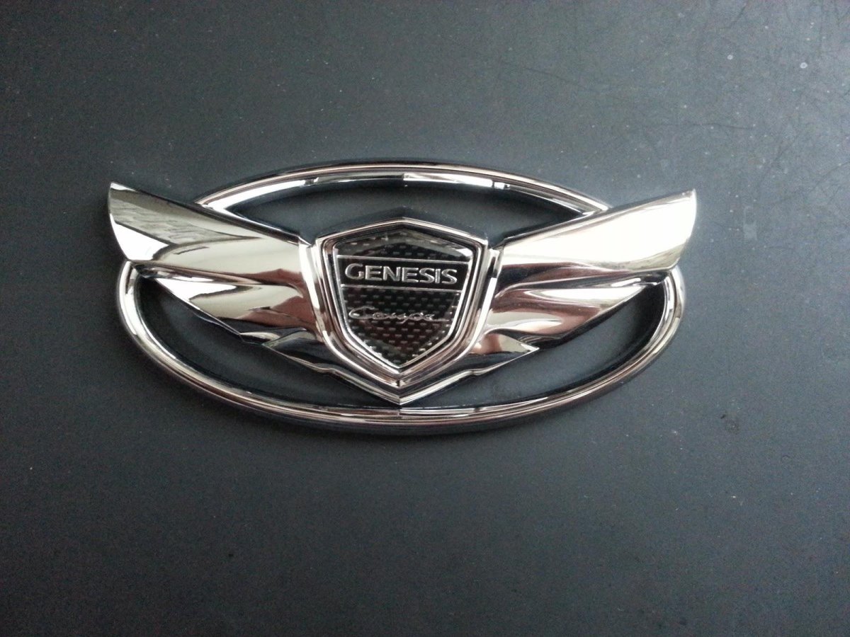 Hyundai Genesis logo