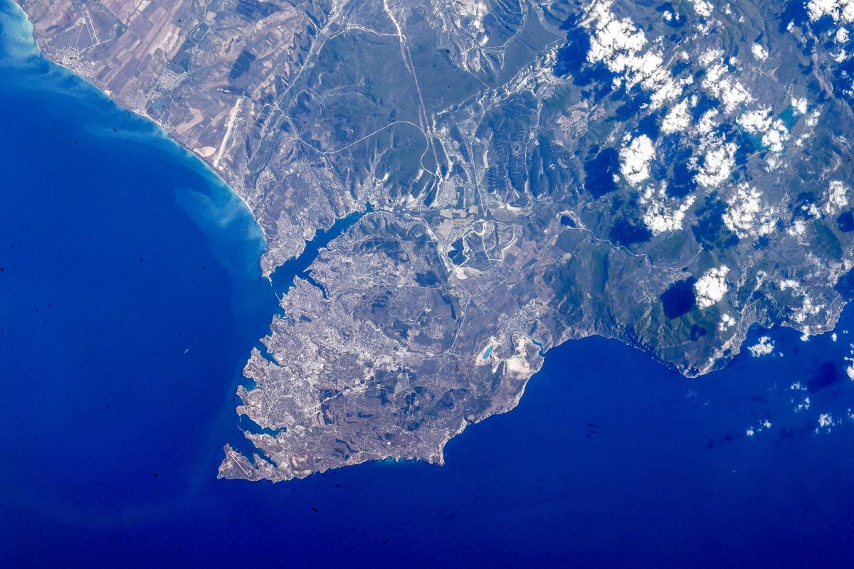 Крымский полуостров со спутника