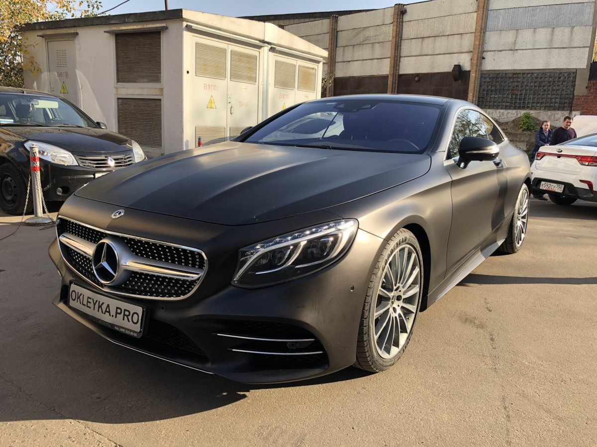 Черный матовый Мерседес w205