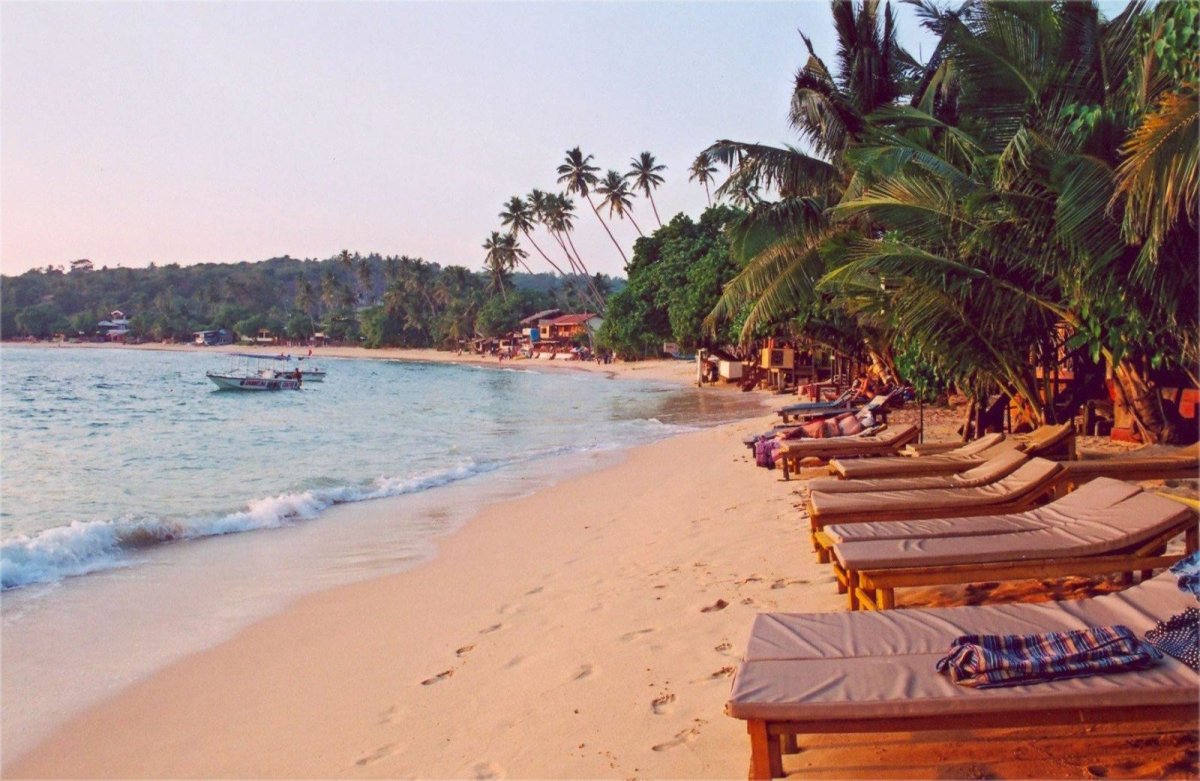 Пляж Хиккадува Шри Ланка