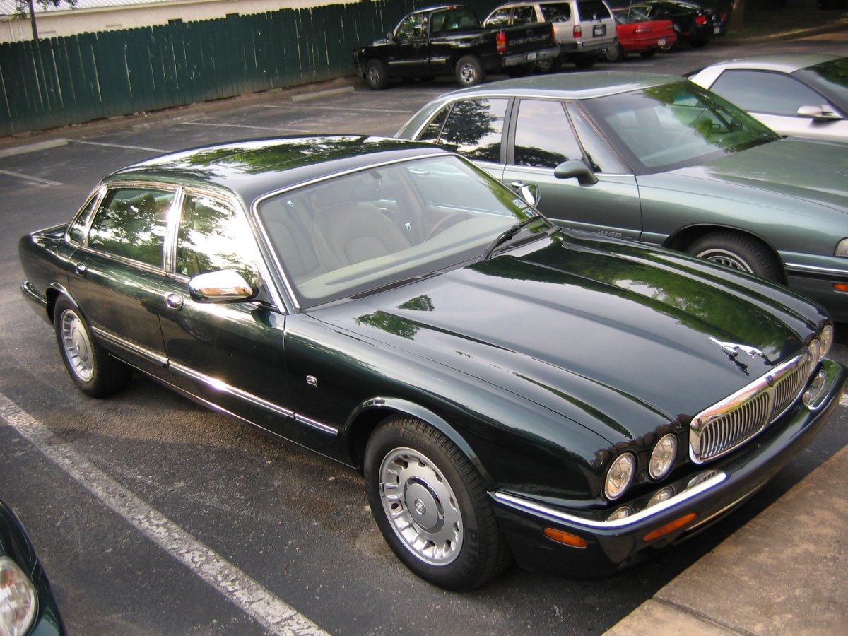 Jaguar Classic 93