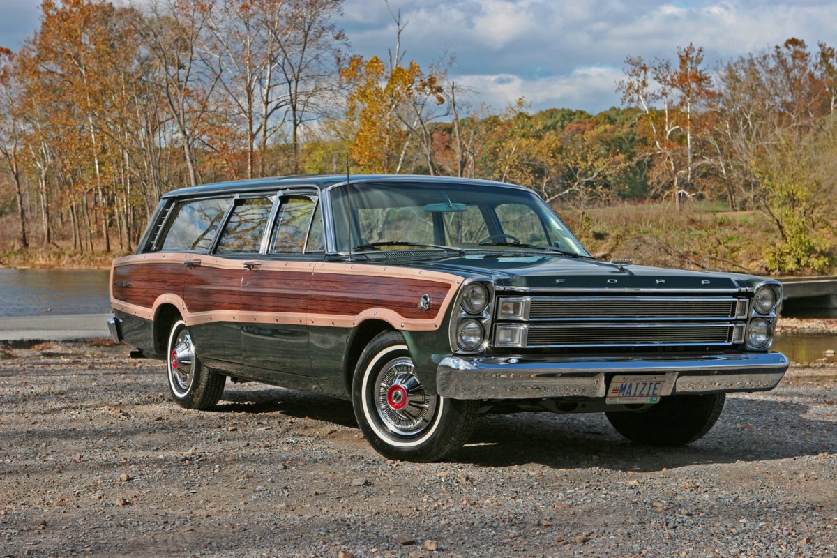 Ford Country Squire Wagon