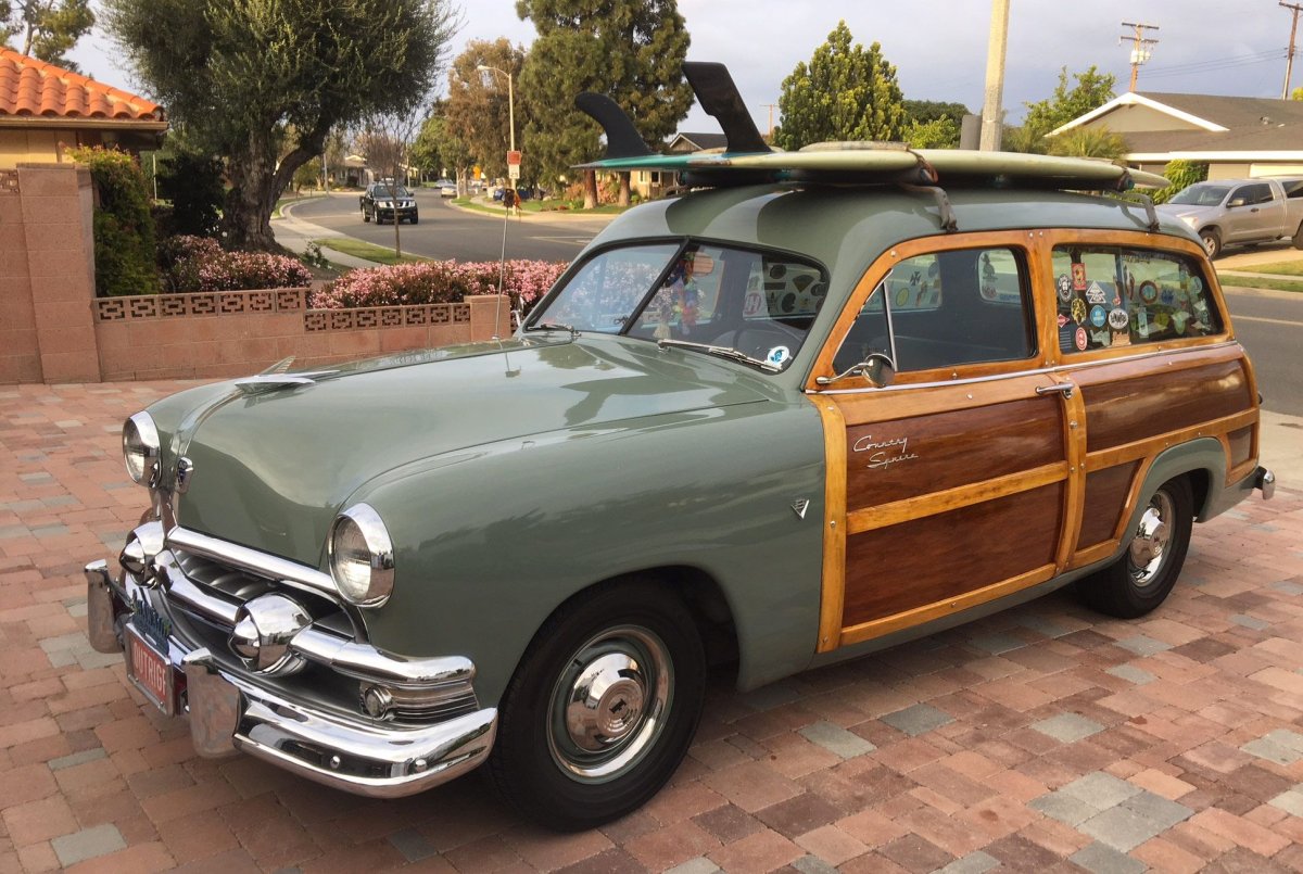 Ford Country Squire Station Wagon 1951