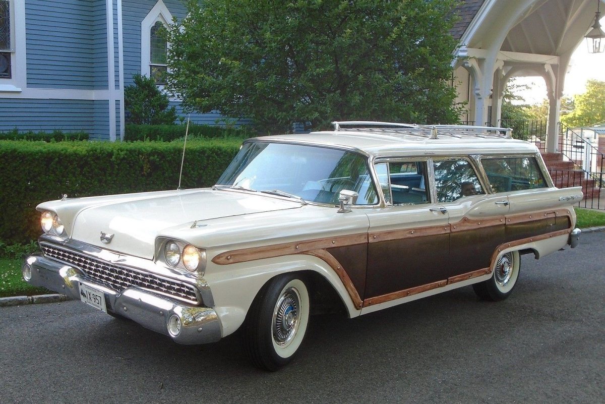 Ford Country Squire