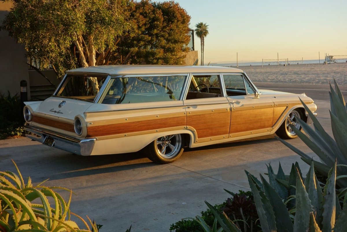 Ford Country Squire Station Wagon 1961