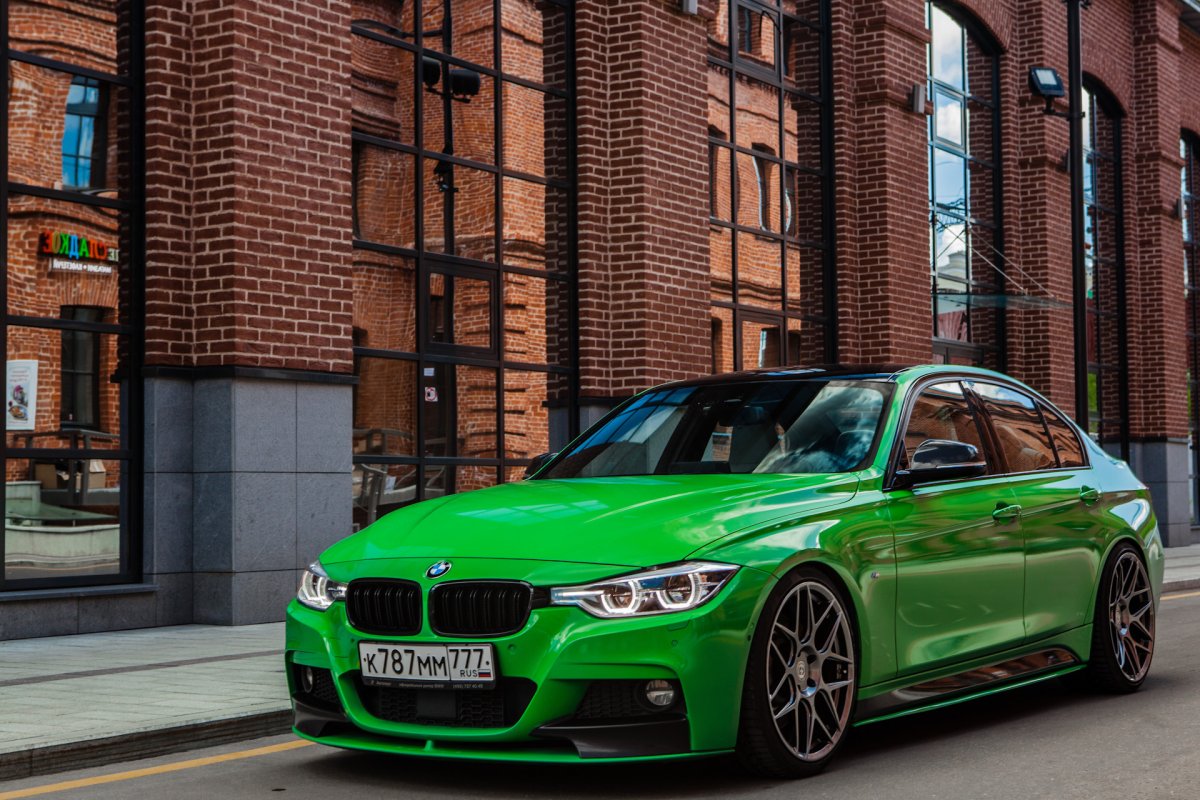 BMW m3 зеленый универсал