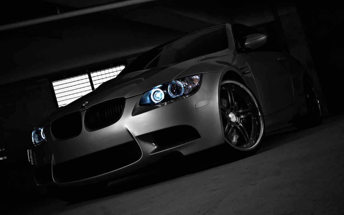 BMW m3 в темноте
