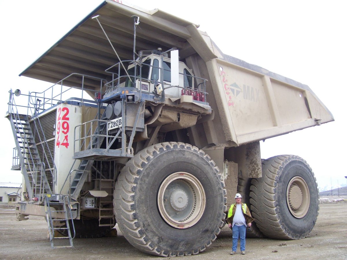 Liebherr t282b