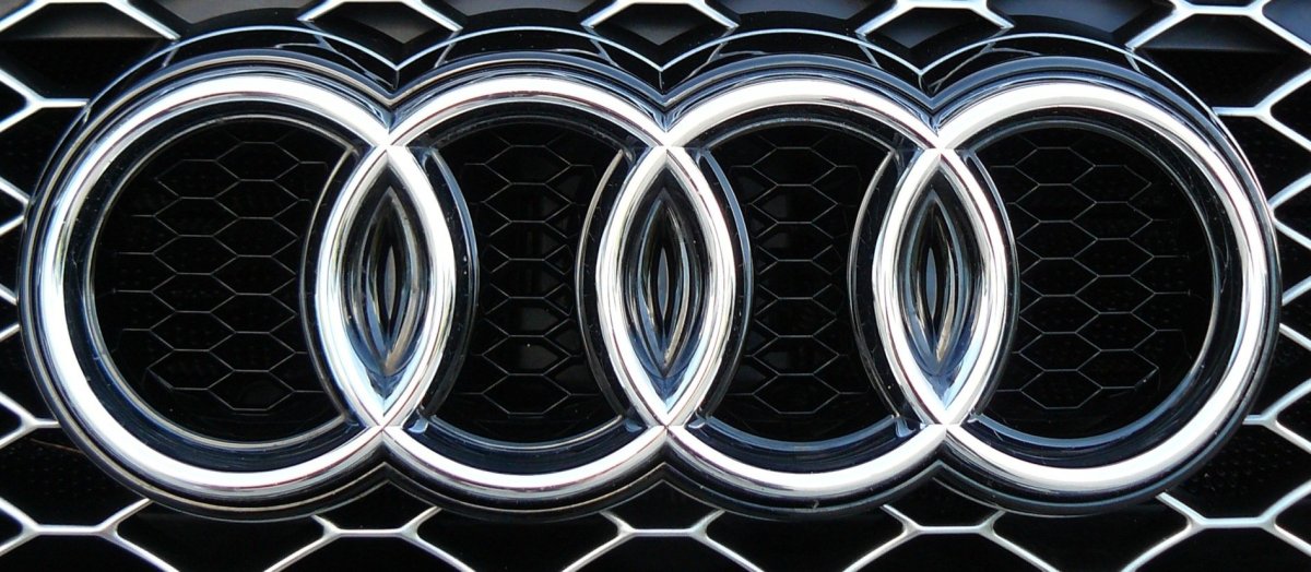 Audi 4 кольца