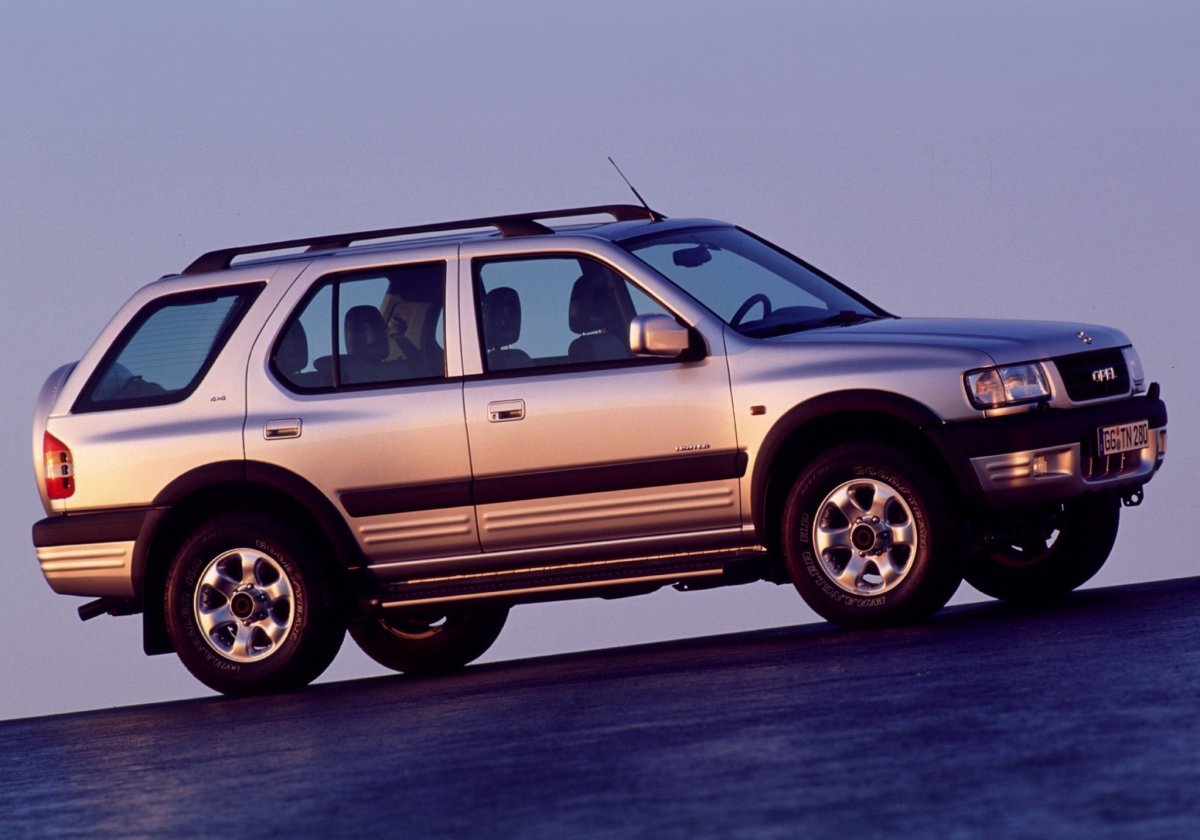 Opel Frontera 1998 характеристики