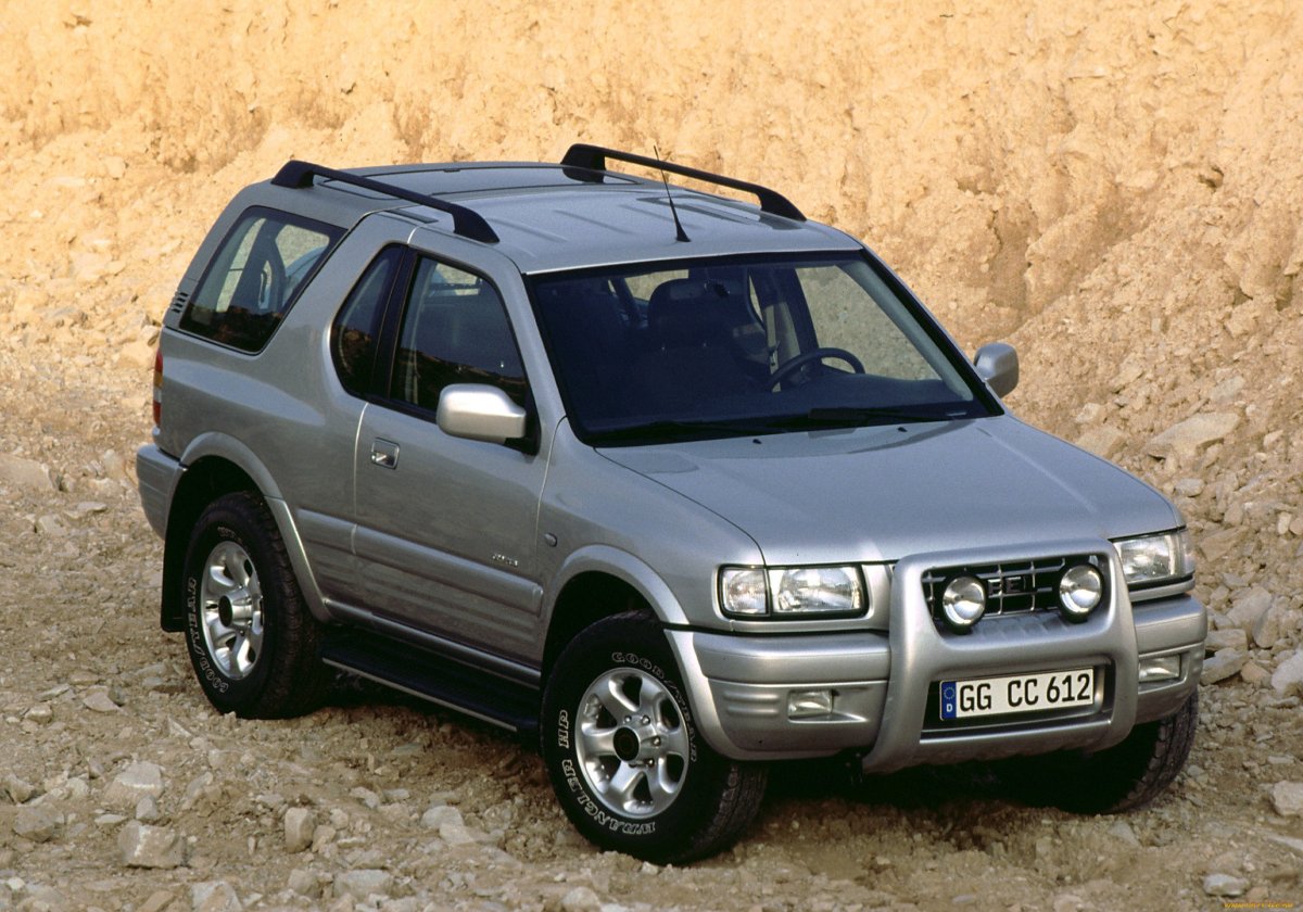 Opel Frontera b Sport