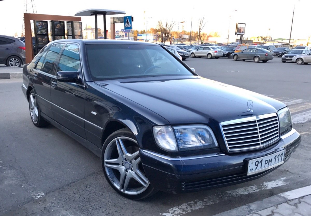 Mercedes 600 Armenia