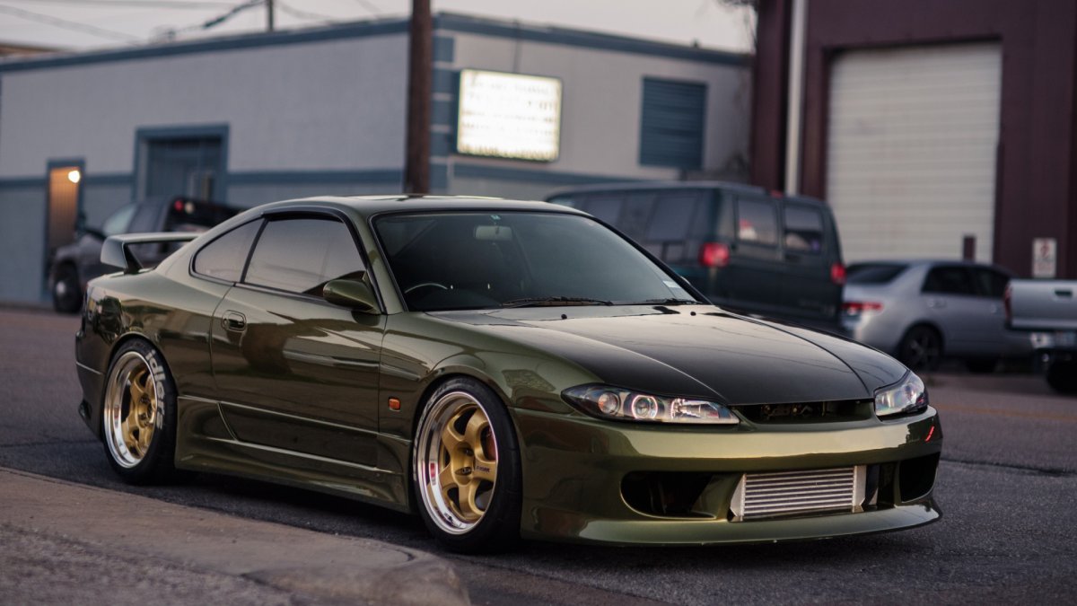 Nissan 240 s15