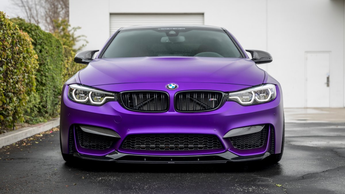 BMW m4 f82 Purple