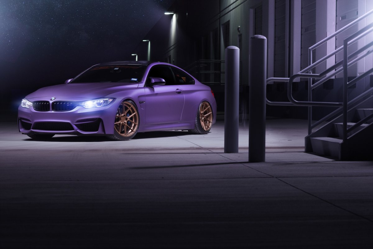 BMW m4 Purple Black