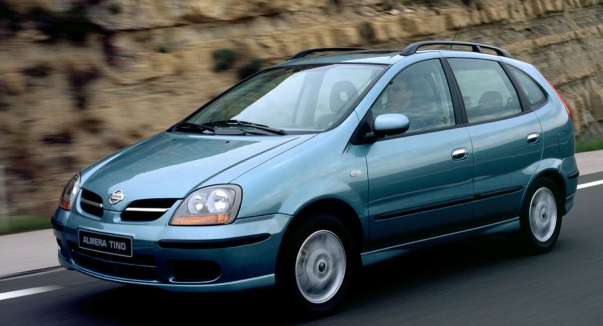 Nissan Almera Tino 2006