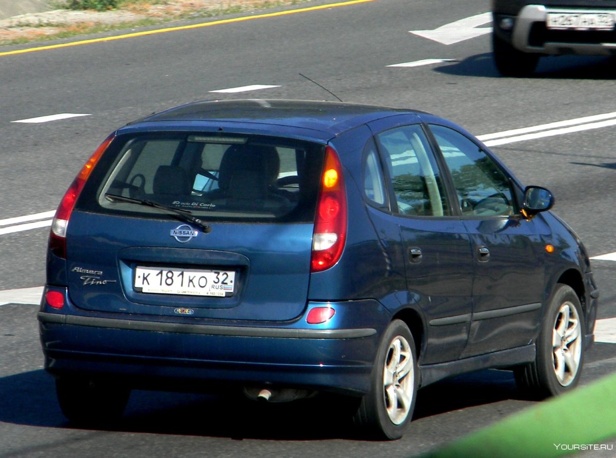 Цветовая гамма Ниссан Tino