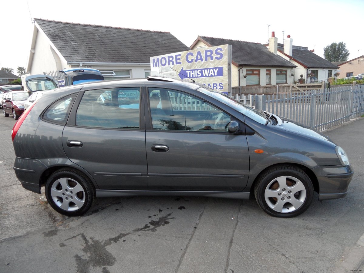 Ниссан Альмера Тино 2003г