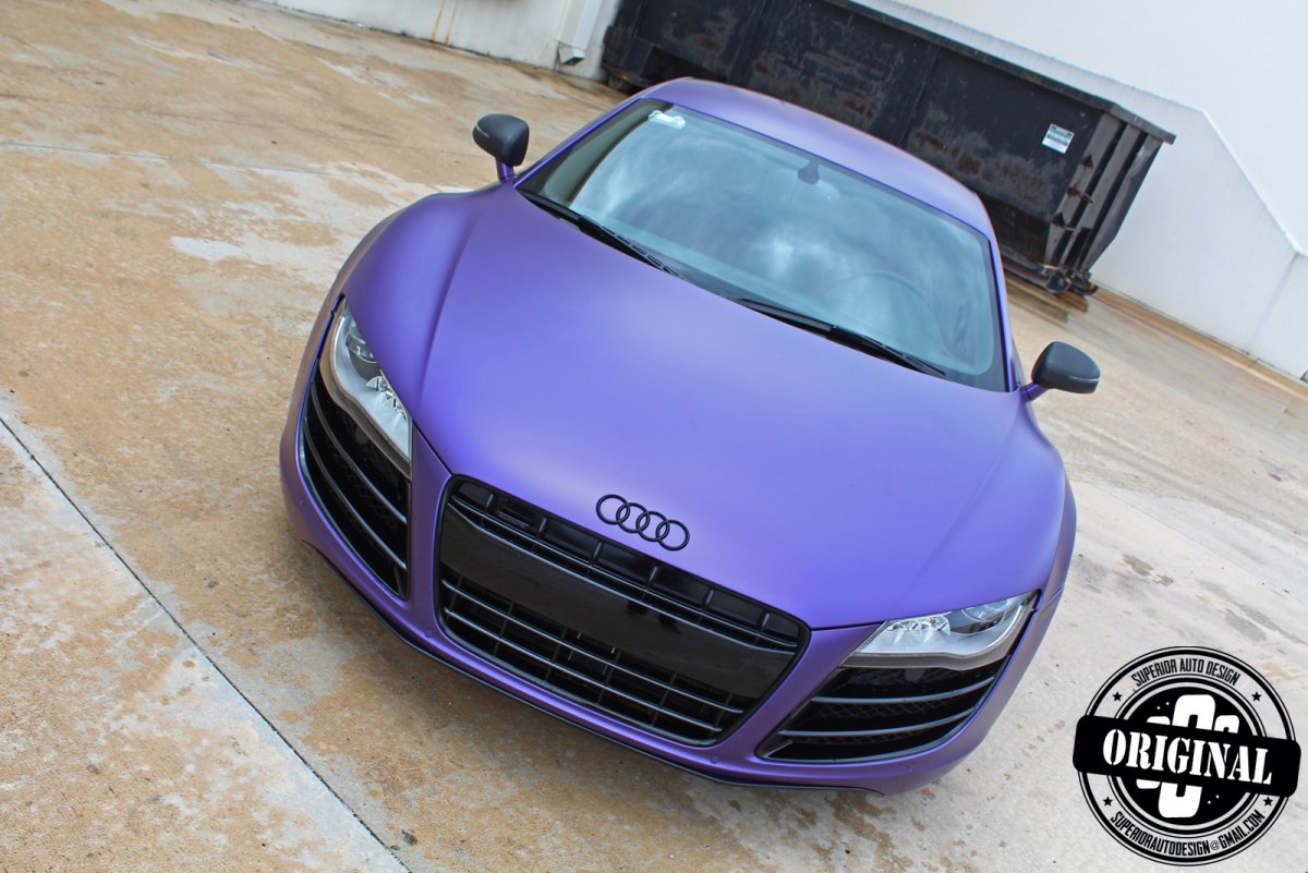 Audi r8 Purple