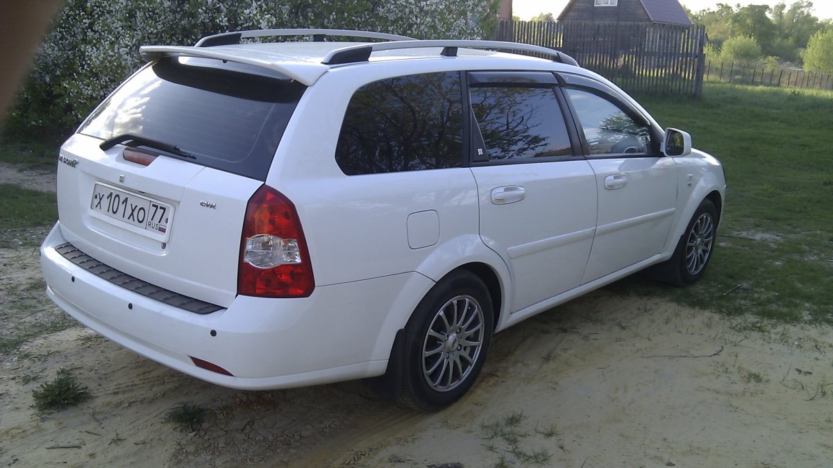 Chevrolet Lacetti универсал спойлер
