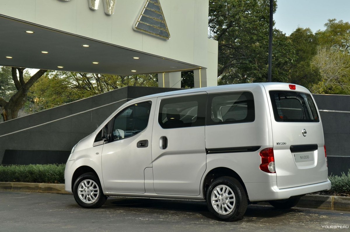 Nissan nv200 2000