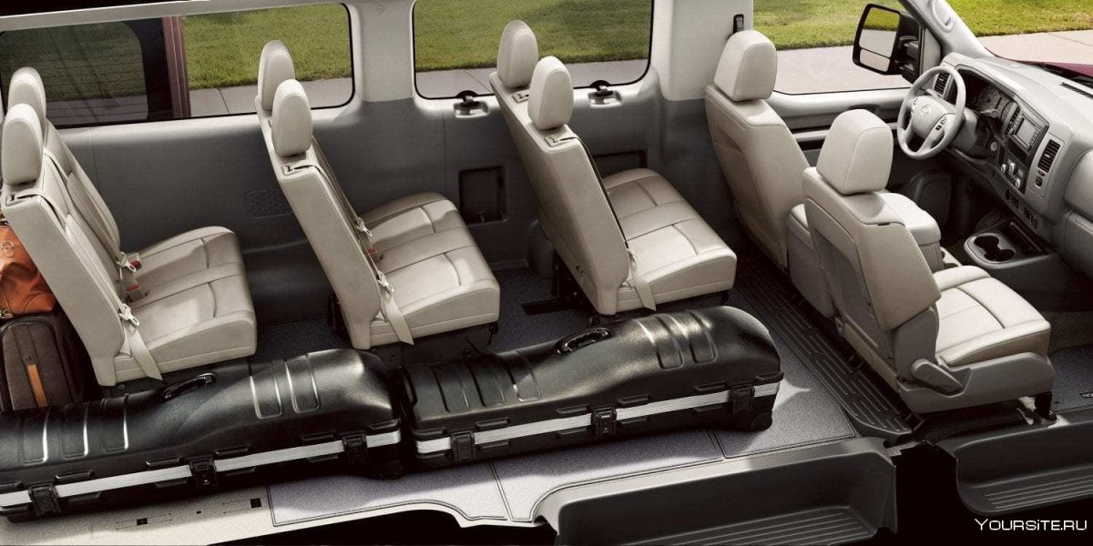 Nissan nv3500 Passenger