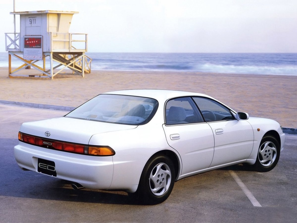 Тойота Карина ед 1995